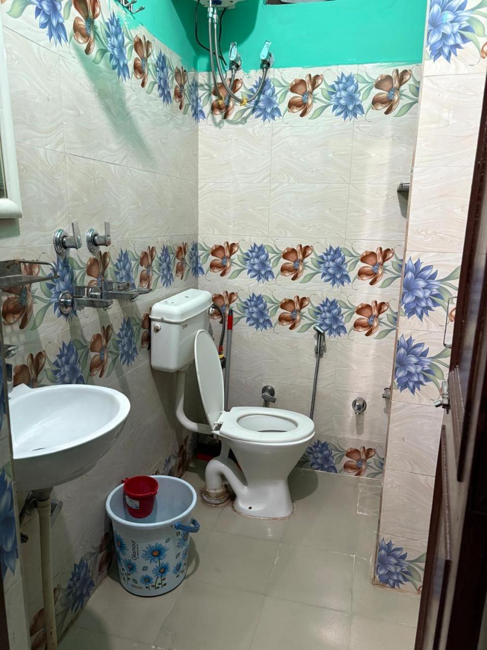 Manik Guest House Rishikesh Bagian luar foto